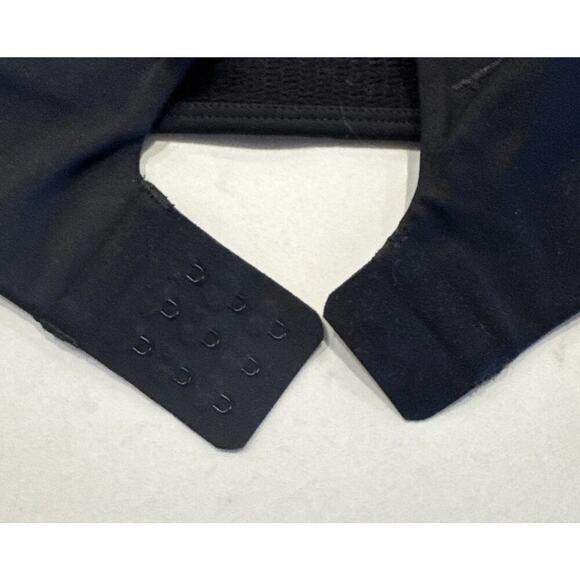 GIRLFRIEND COLLECTIVE Women’s Size Small Black Sports Bra Strappy Back Gym - Picture 5 of 7